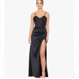 Blondie Nites formal satin Black gown